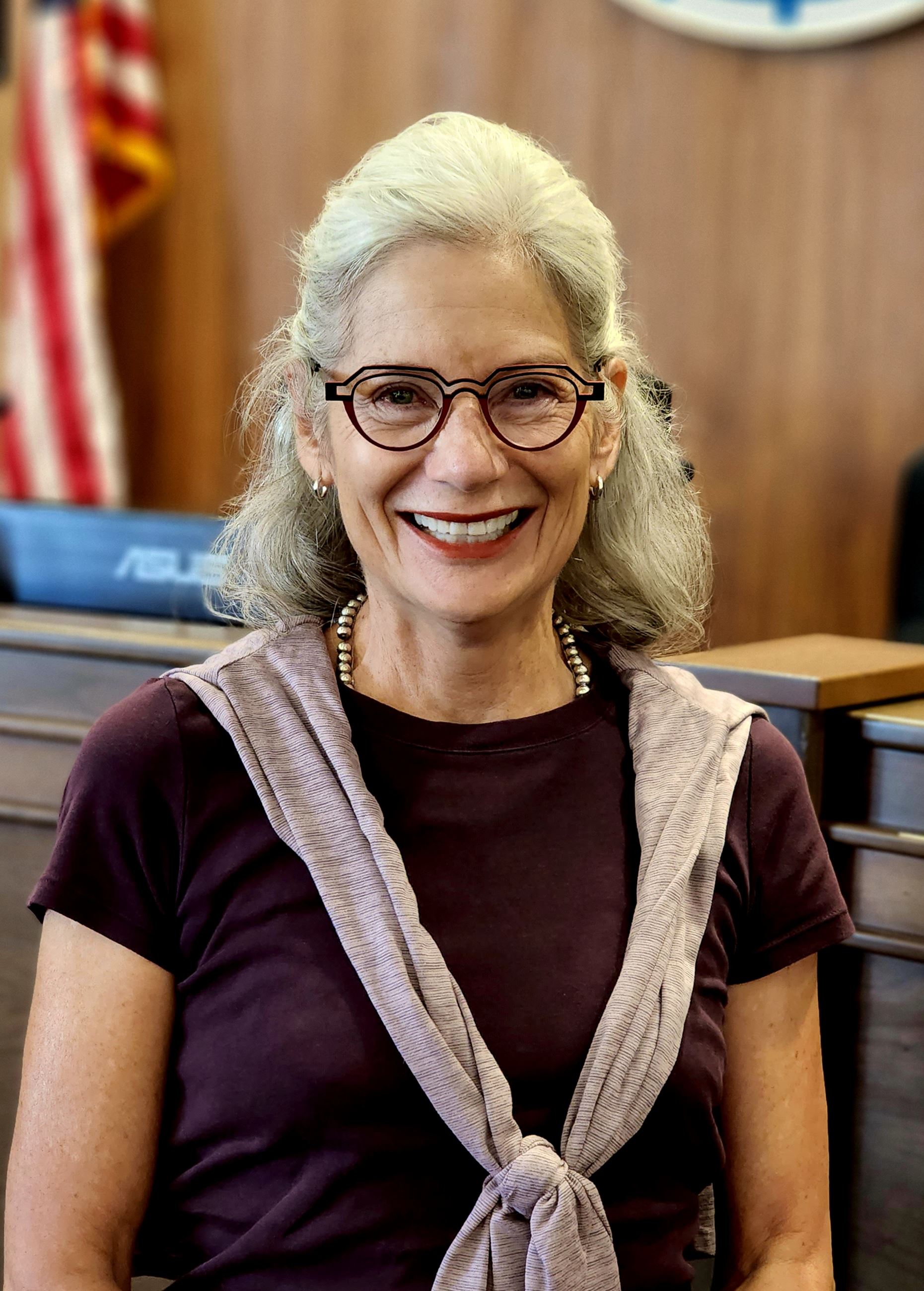 Mary Draper Head Shot